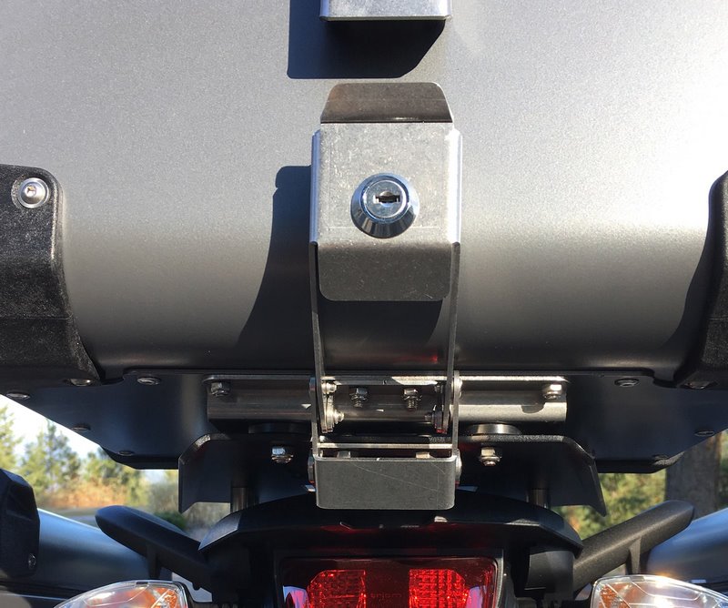 トップケース（トップラック含む）、フローズングレー