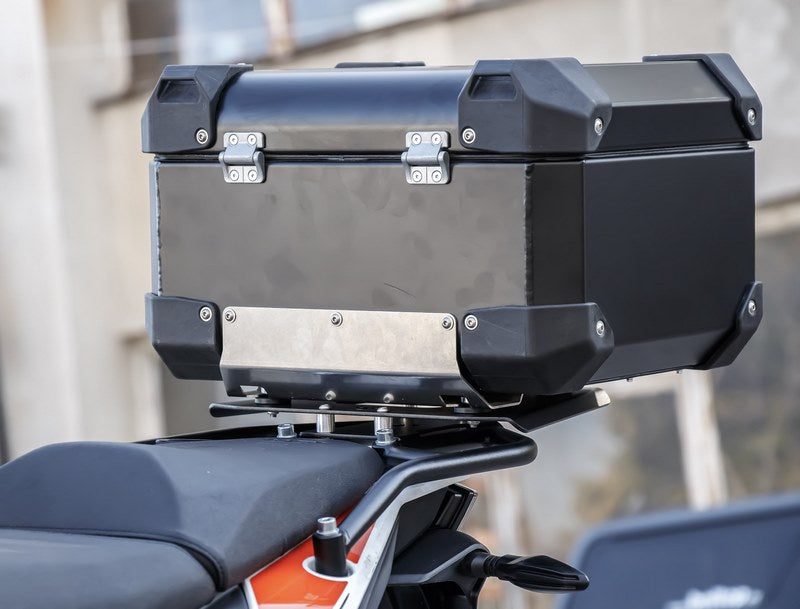 トップケース取り付けプレート