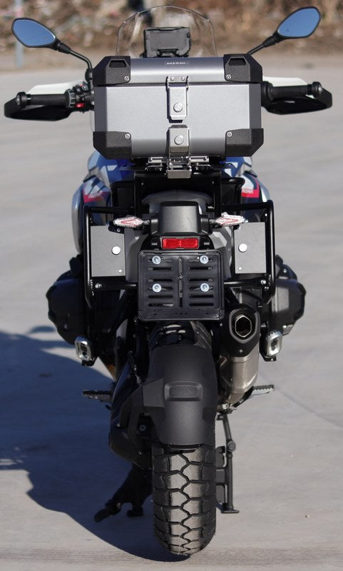 トップケース、未処理アルミニウム