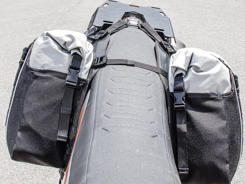 エクストレマダTTラックレスサドルバッグ