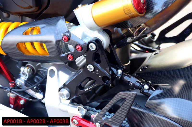 CNC Racing / シーエヌシーレーシング Rear suspension rod Ducati Panigale - Additional screw | AP003