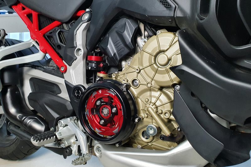 CNC Racing / シーエヌシーレーシング Clear clutch cover - Conversion kit Ducati Multistrada V4  Natural | CAB02N