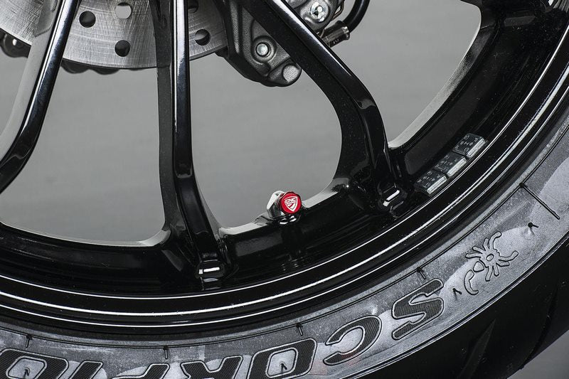 CNC Racing Wheel valve cap kit | KS252