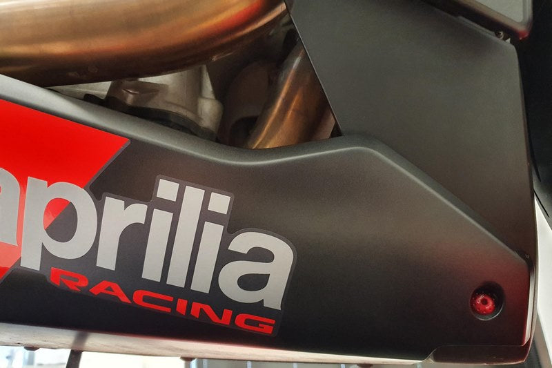 CNC Racing / シーエヌシーレーシング Screw kit - lower fairing Aprilia RS660 | KV464