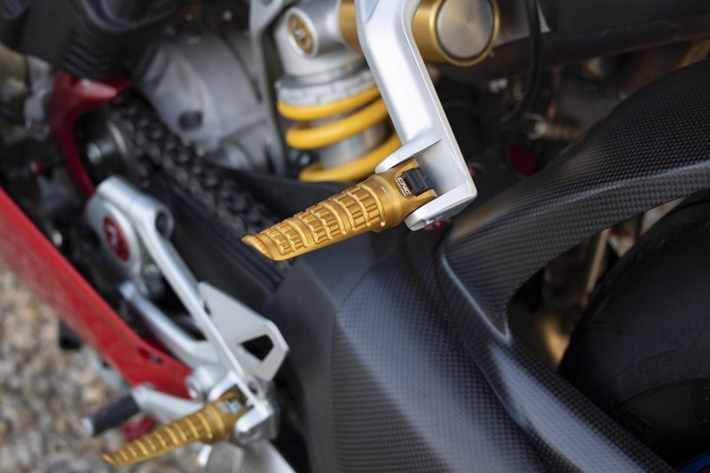 CNC Racing Footpegs for OEM rearsets MV Agusta LIGHT - passenger | PC124