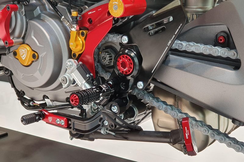 CNC Racing Adjustable rear sets rider Ducati Hypermotard 950  Black/Red | PE432BR