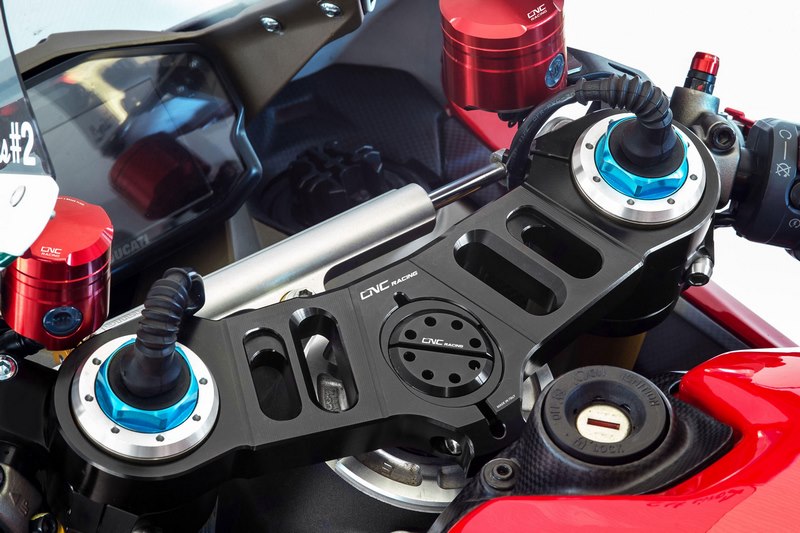 CNC Racing Triple clamps - Top Yoke Adjustable Offset  Black | PST08B