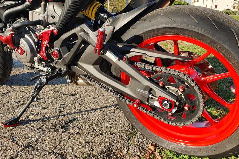 CNC Racing / シーエヌシーレーシング Swingarm spools M6 | SC196