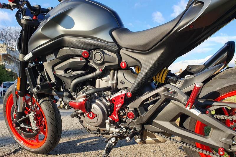 CNC Racing / シーエヌシーレーシング Frame crash protections Ducati Monster 937 | TC325
