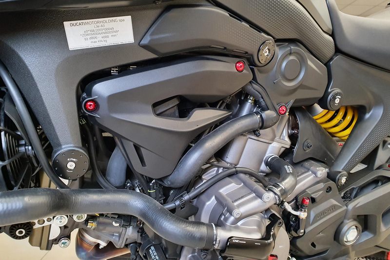CNC Racing / シーエヌシーレーシング Frame caps kit Ducati Monster 937 | TT365