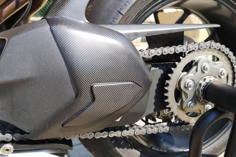 CNC Racing Swingarm cover Ducati Panigale V4 - Matt Carbon  Matt Carbon | ZA864Y