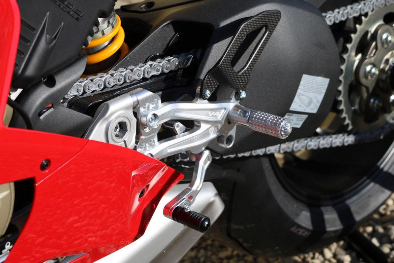 CNC Racing Heel guard kit for our rearsets Ducati Panigale V4 - carbon matt  Matt Carbon | ZA866Y
