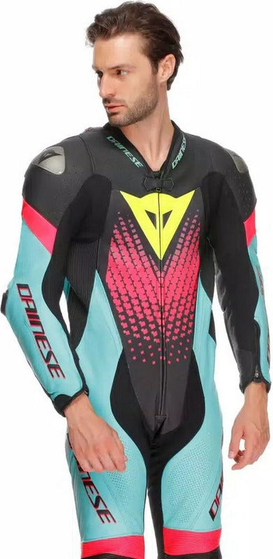 Dainese / ダイネーゼ LAGUNA SECA 6 PERF 1PC レザー スーツ ブラック/WATER/FUXIA | 2015100061-30O