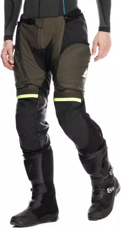 Dainese / ダイネーゼ SUPER ADVENTURE ABSOLUTESHELL パンツ ブラック/TARMAC/フルオイエロー | 2016700006-40J
