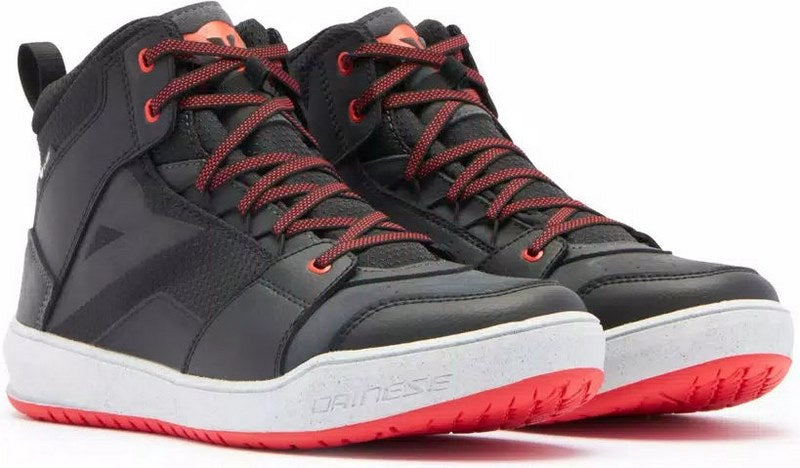 Dainese / ダイネーゼ SUBURB D-WP シューズ ブラック/ホワイト/レッド-LAVA | 2017700010-A66