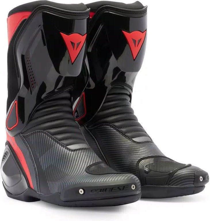 Dainese / ダイネーゼ NEXUS 2 ブーツ ブラック/LAVA レッド/IRON-GATE | 201795229-31J