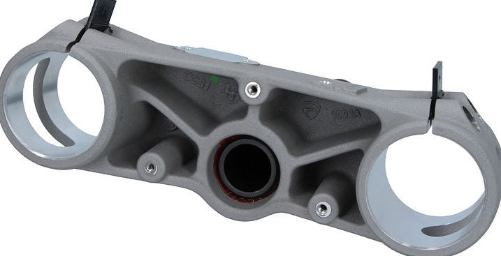 DUCATI純正 STEERING HEAD BASE | 34221141AA