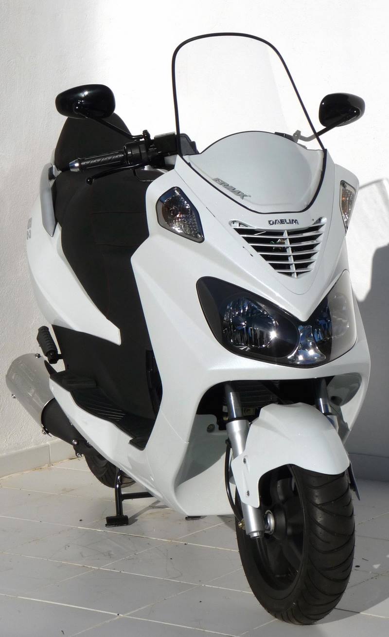 Ermax / アルマックス windshield original size (54cm ) for 125 S2 2006-2010 light black | 024003005
