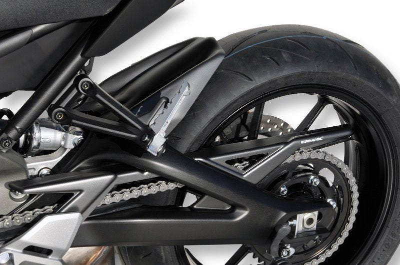 Ermax / アルマックス hugger rear (with chain guard ) for MT 09(fz 9 ) 2014-2016  gris mat clair/noir mat 2015/2016(matt silver 1 [MS1]  blackmax ) | 730209117