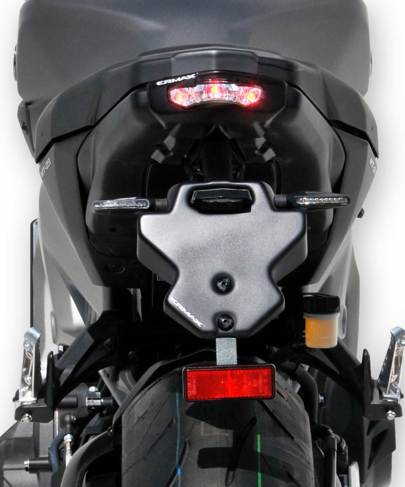 Ermax / アルマックス lisence plate holder (mudflap of replacement ) for MT 09(fz 9 ) 2014-2016  black black metallic x/smx 2000  2014/2016(midnight black/black metallic x [smx] ) | 790218117