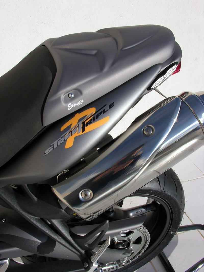 Ermax / アルマックス seat cowl for STREET TRIPLE R 2009-2011  light satin grey 2009/2011(graphite matt [LS] ) | 852194025