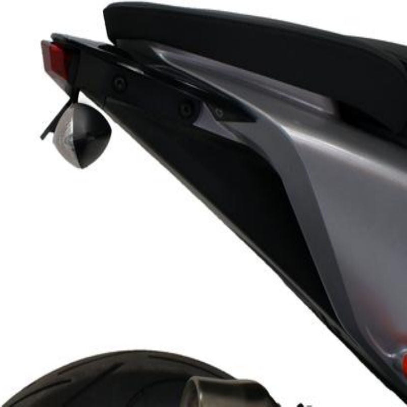 EVOTECH / エヴォテックパフォーマンス KTM 690 Duke テールタイディー (ナンバープレートホルダー) 2012+ (レッド リアライト) | PRN010329-01