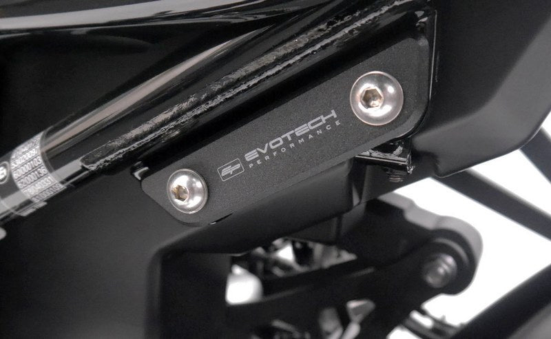 EVOTECH / エヴォテックパフォーマンス エキゾーストハンガーキット | PRN015391-015392