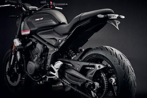 EVOTECH / エヴォテックパフォーマンス EP Triumph Trident（トライデント） テールタイディー (ナンバープレートホルダー) 2021+ | PRN015396-015449-004551