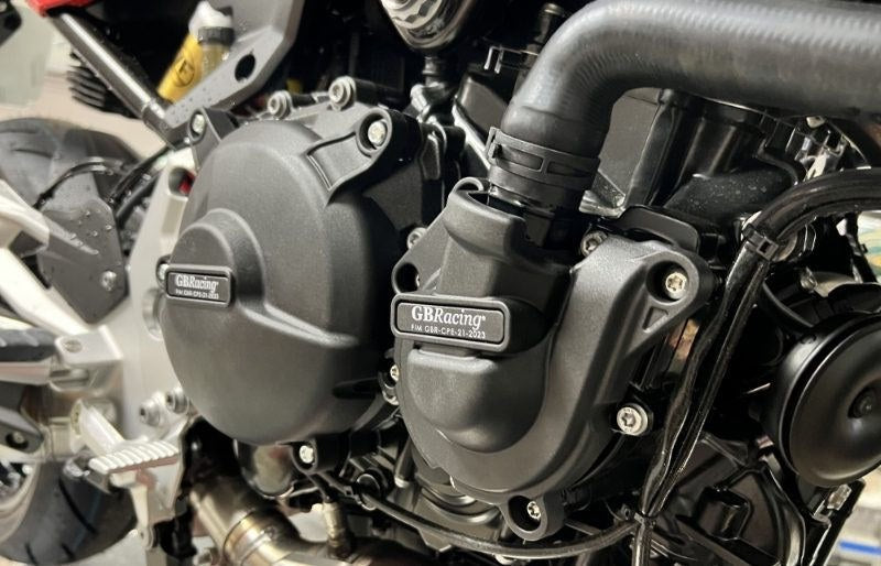 GBRacing / ジービーレーシング F 900 R エンジンカバーセット 2020 | EC-F900R-2020-SET-GBR