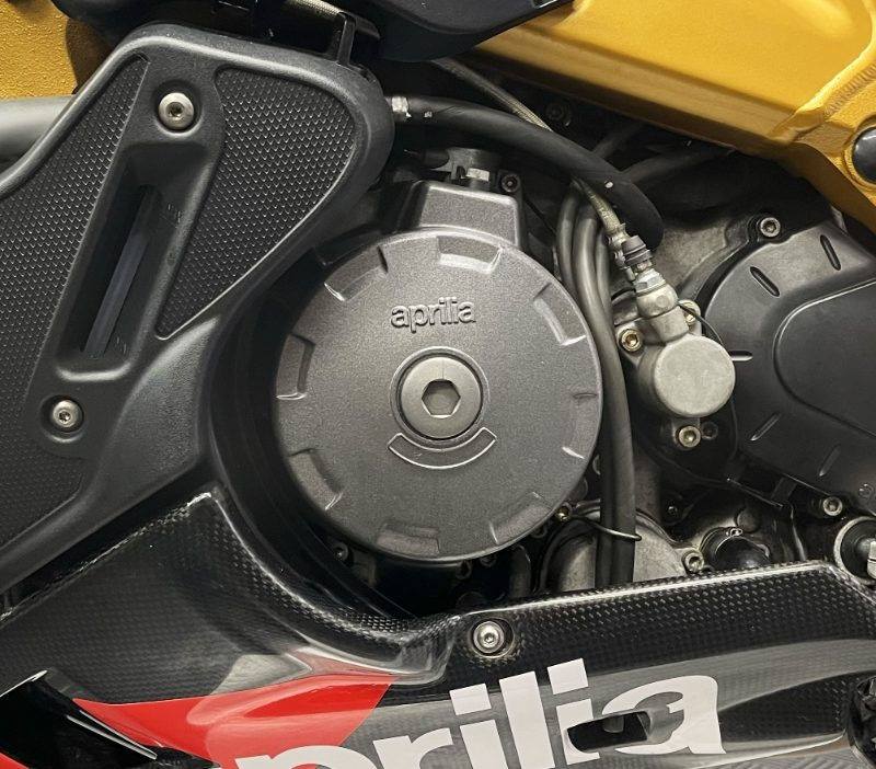GBRacing / ジービーレーシング RSV 1000 R オルタネーターカバー 2004-2010 | EC-RSV1000-2003-1-GBR