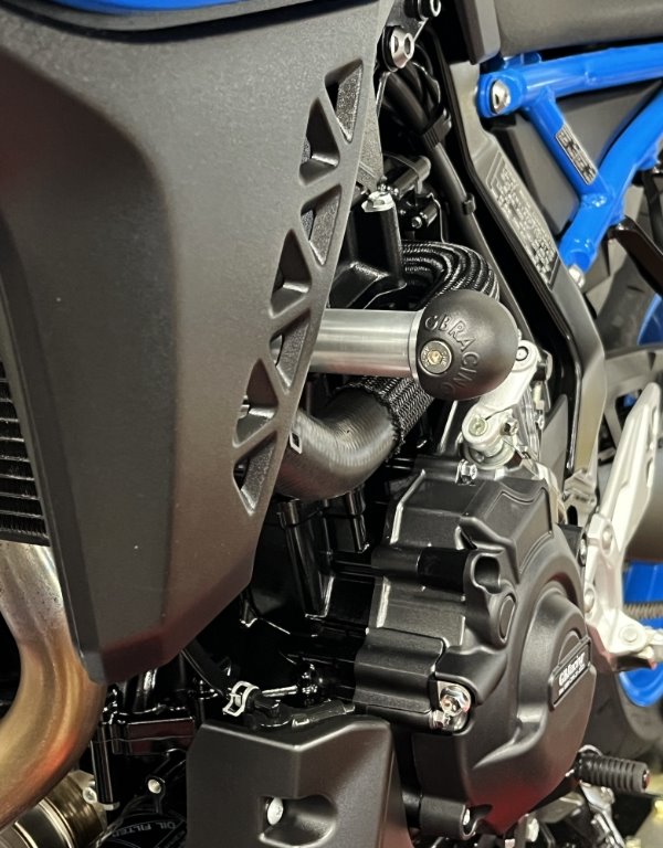 GBRacing / ジービーレーシング  ブレットフレームスライダー Set GSX -8S M3 -Street | FS-GSX-8S-M3-S