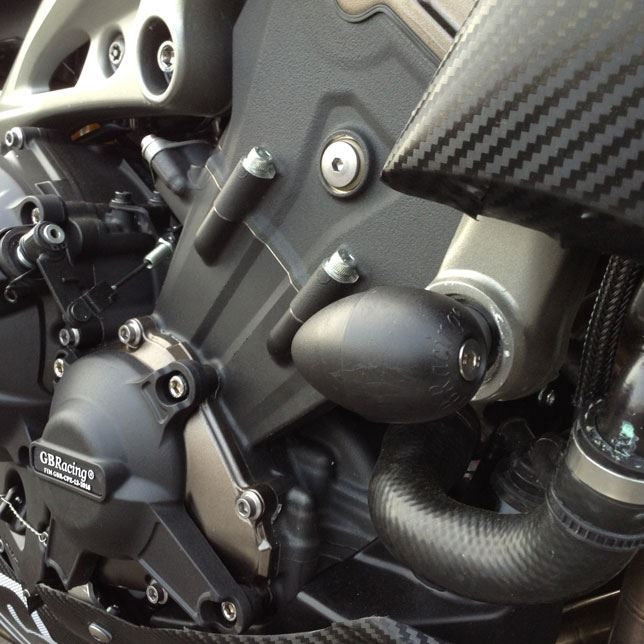 GBRacing / ジービーレーシング Yamaha MT09 2014 ブレットフレームスライダーセット - STREET | FS-MT09-2014-S