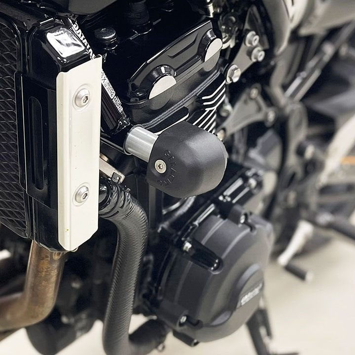 GBRacing / ジービーレーシング XL ブレットフレームスライダーセット - Z900 & Z900RS 2017 - 2024 - STREET | FS-Z900-2017-XL