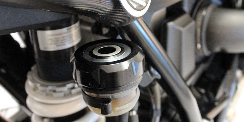 GILLES TOOLING / ギルズツーリング ブレーキカバー フルードリザーバー リア ブラック/マルチカラー | BRC-07-B