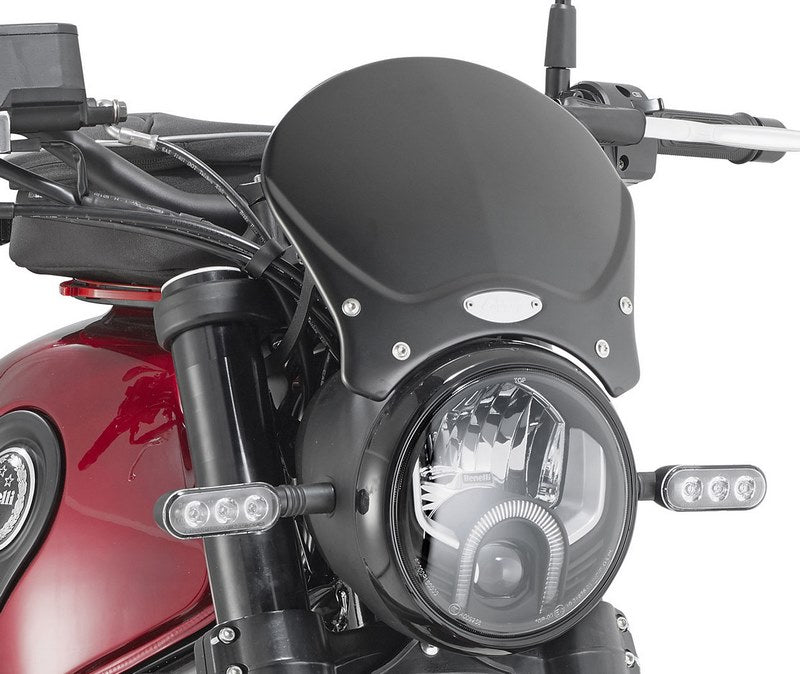 Givi / ジビ Race Cafe アルミニウム ユニバーサルスクリーン- ブラック アノダイズド- dim. HxW 20-5x26-5 cm- 取り付けキット非付属 | 100ALB