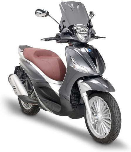 Givi / ジビ Specific スモーク スクリーン 29 x 45 cm (H x W) Piaggio Beverly ビバリー | 5606S