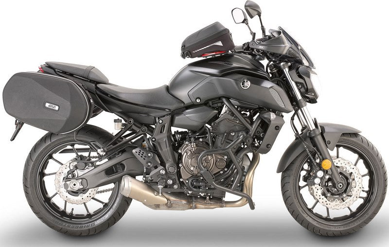 Givi / ジビ スクリーン Yamaha MT-07 18-20 スモーク dim. HxW 28x365 cm フィッティングキット付属 | A2140