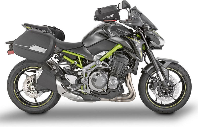 Givi / ジビ スクリーン Kawasaki Z900 17-19 スモーク dim. HxW 37x32 cm フィッティングキット付属 | A4118