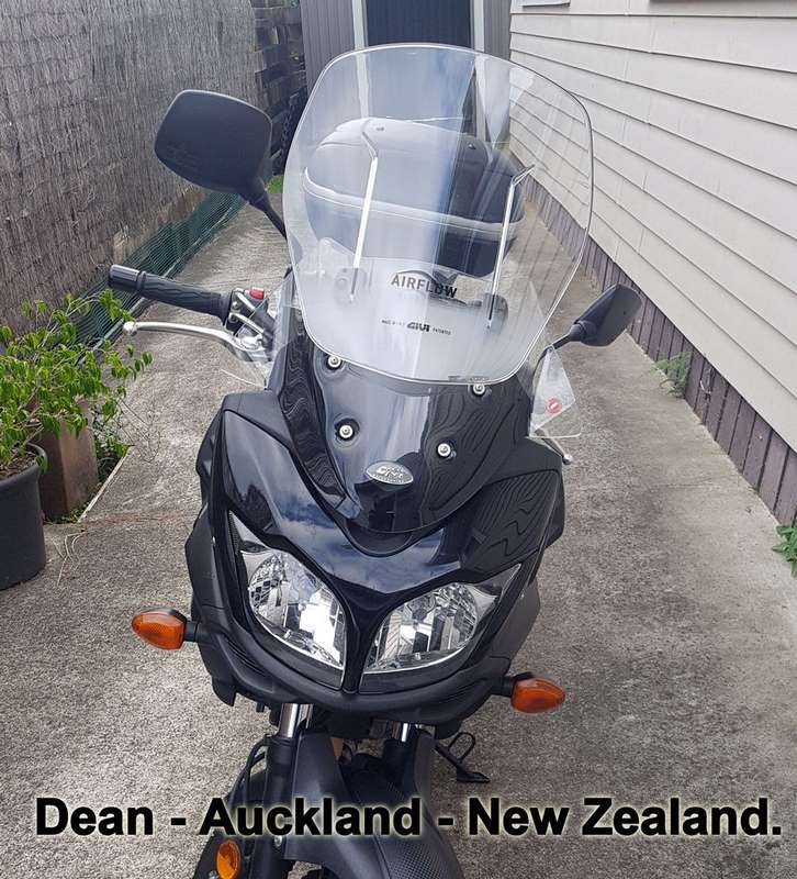 Givi / ジビ エアフロースライディング ウインドスクリーン Suzuki DL 650 V-Strom 12-16 HxW max 43x56 cm 12 cm | AF3101