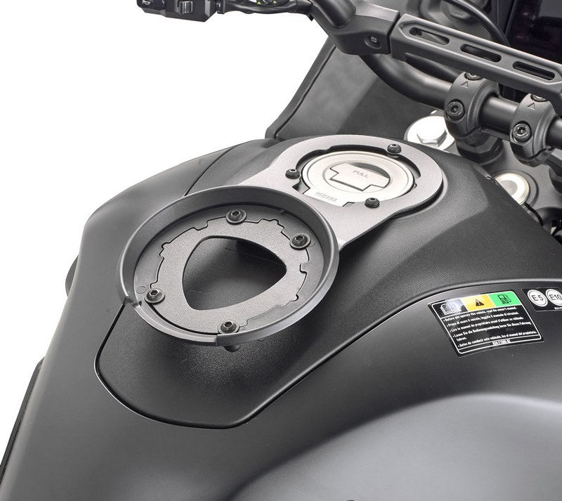 GIVI / ジビ タンクマウンティングキット： TANKLOCK/TANKLOCKED タンクバッグ用 - Yamaha トレーサー 700 (20-24) | BF88