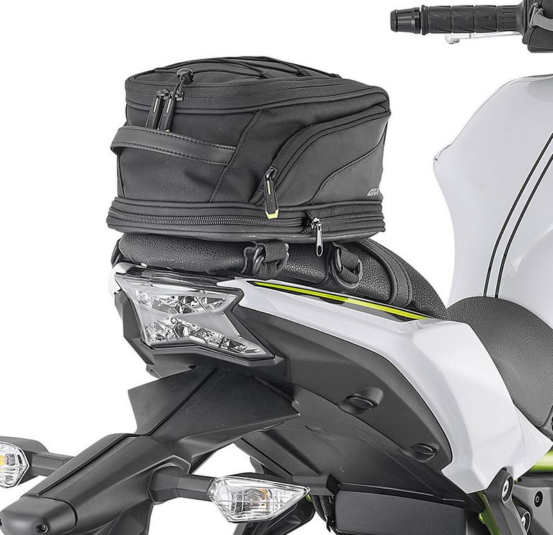 GIVI / ジビ Easy-T ユニバーサルリアバッグ 11 L. | EA132B