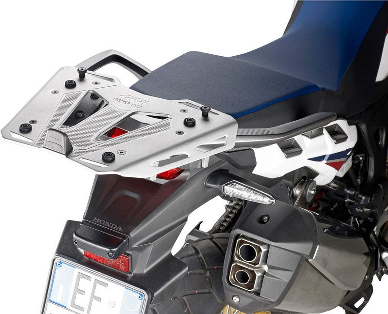 Givi / ジビ M8 プレートキットコンプリート　ALU | M8A