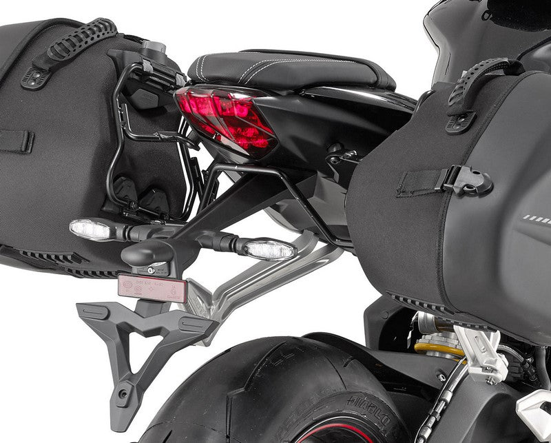 GIVI サドルバッグスペーサー ST601 | TST6412