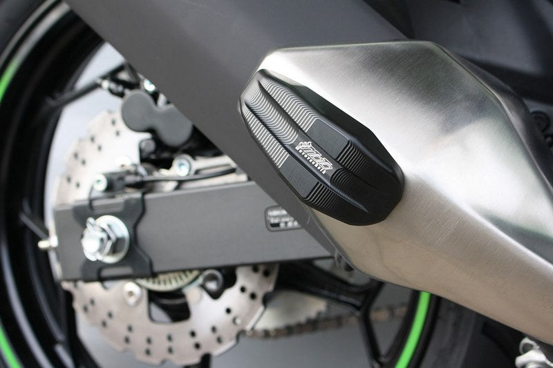 GSGモトテクニック クラッシュパッドセット  サイレンサープロテクション  Kawasaki Ninja 125 (2019 -) | 105-50-25-R-K74