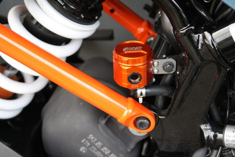 GSGモトテクニック ブレーキオイルリザーバー  リア  KTM RC 125 (2022 -) | 3999-B36-KM15