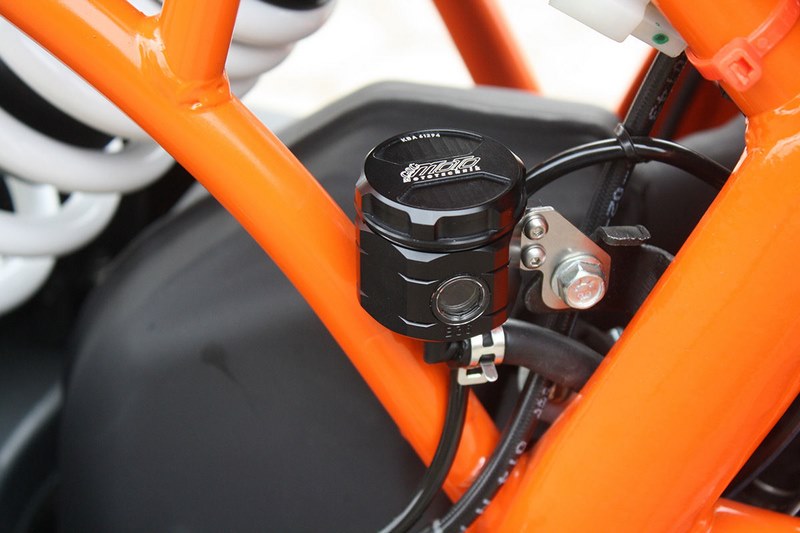 GSGモトテクニック ブレーキオイルリザーバー  リア  KTM RC 390 (2015 -) | 3999-B36-KM8