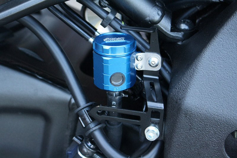 GSGモトテクニック ブレーキオイルリザーバー  リア  Yamaha MT-10 (2016 -) | 3999-B37-Y53