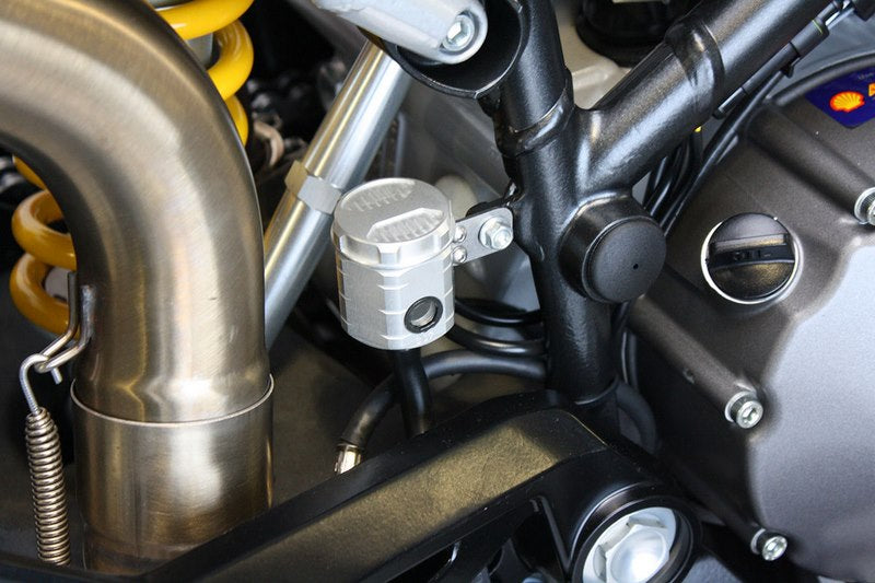 GSGモトテクニック ブレーキオイルリザーバー  リア  Ducati ハイパーモタード 796 (2010 -) | 3999-B37-D15H