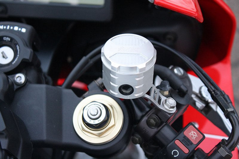 GSGモトテクニック ブレーキオイルリザーバー  フロント  Honda VTR 1000 F | 3999-V38-H4