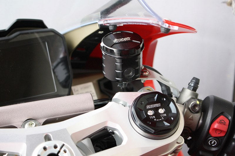 GSGモトテクニック ブレーキオイルリザーバー  フロント  Ducati パニガーレ V4 (2018 -) | 3999-V38-D31